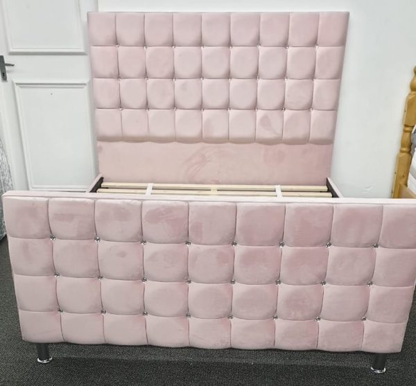 Cubic Upholstered Bed Frame with cube Headboard and Footboard in Fabric Buttons - Image 2