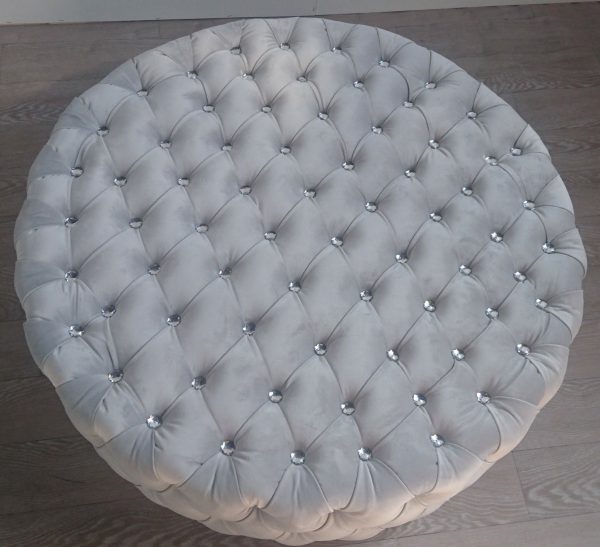 NEW HANDMADE DEEP BUTTONS MODERN CIRCULAR FOOTSTOOL DIAMANTES/MATCHING BUTTONS