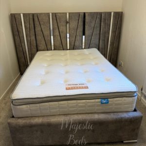 Geneva Mirrored Bed