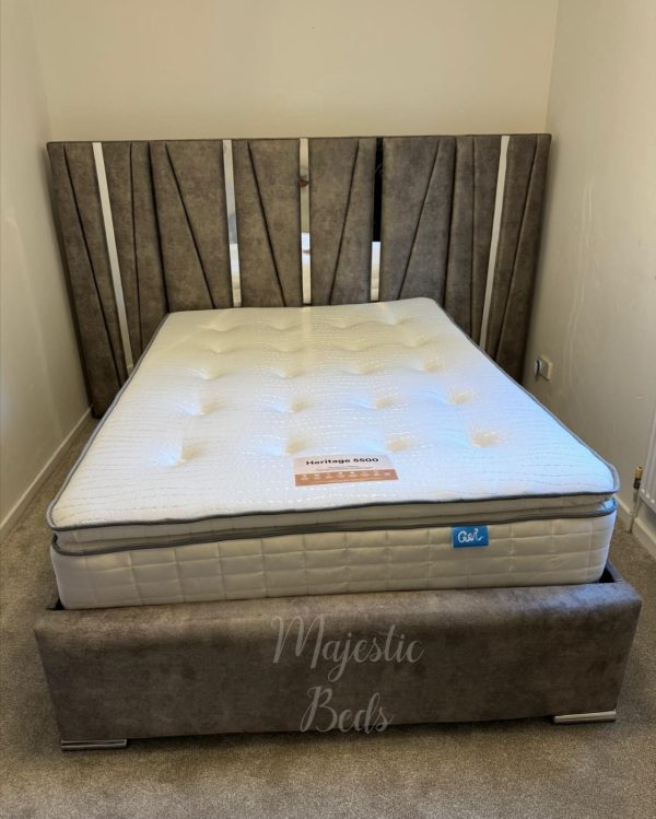 Geneva Mirrored Bed