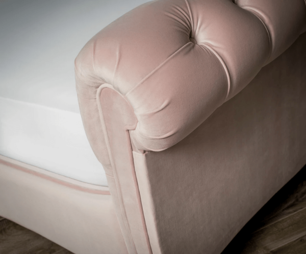 Luxurious Upholstered Chesterfield Curved Sleigh Bed - Image 4