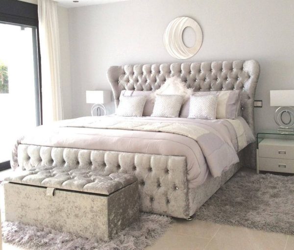 Oxford Wingback Slatted Bed