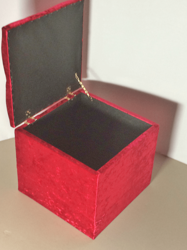 New Ottoman Crushed Velvet Storage Box/ Toy Box/ Blanket Box - Image 2