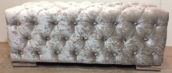 NEW CHESTERFIELD TOUFET/ POUFFE/ STOOL / BOX