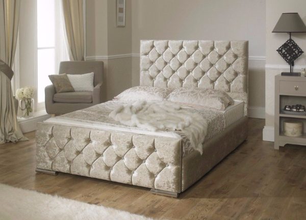 New Roxanne Chesterfield Crushed Velvet Bed